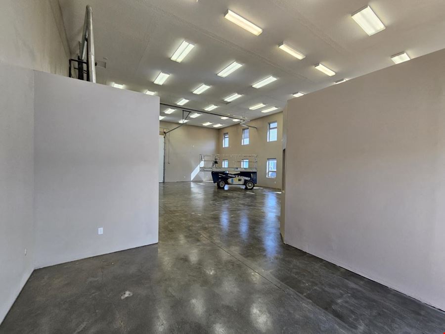 7471 Edgar Industrial Bend - Unit 24
