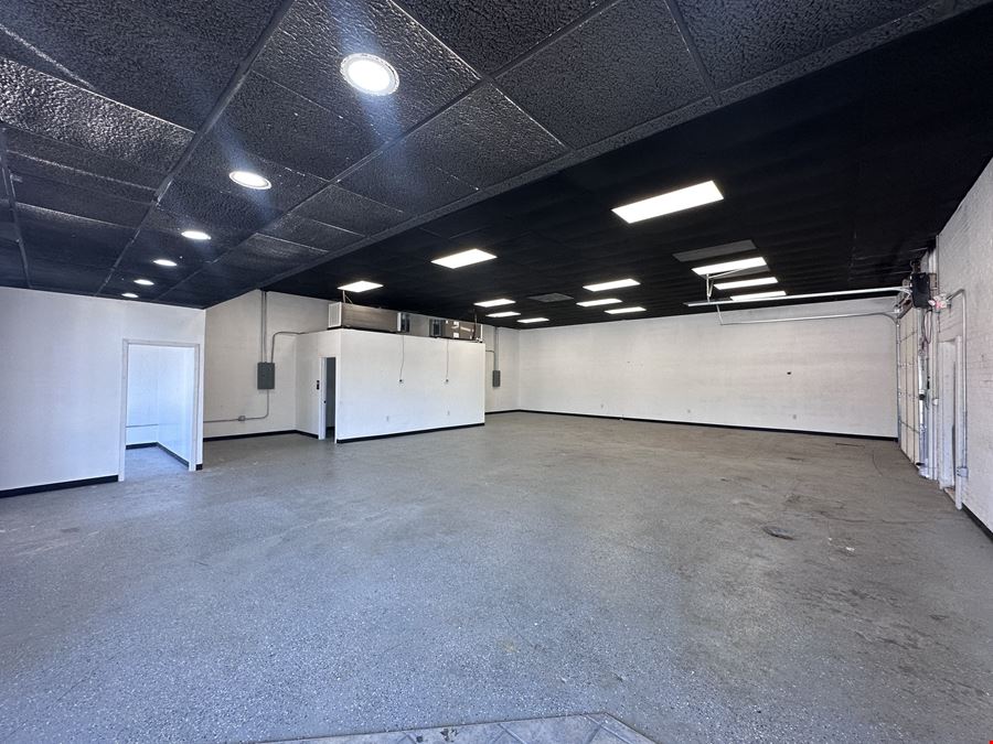NEWLY RENOVATED FLEX WAREHOUSE