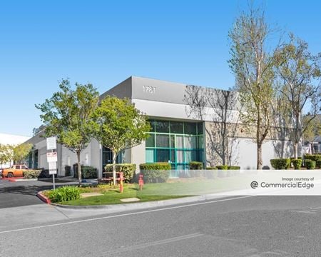 Preview of commercial space at 1751 California Avenue