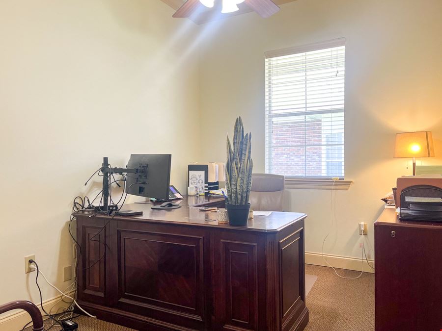 Well-Maintained Office Investment with Long-Term Tenants