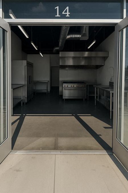 Preview of Retail space for Rent at 1530 South Alameda Street