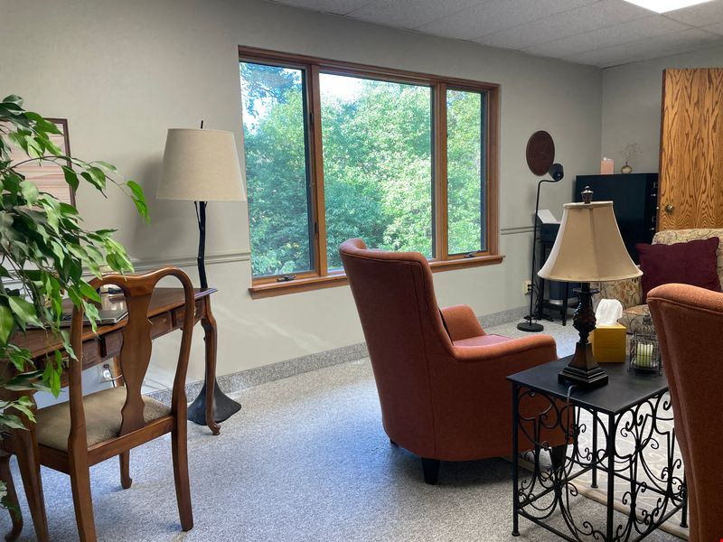 5113 N Executive Dr Suite 103