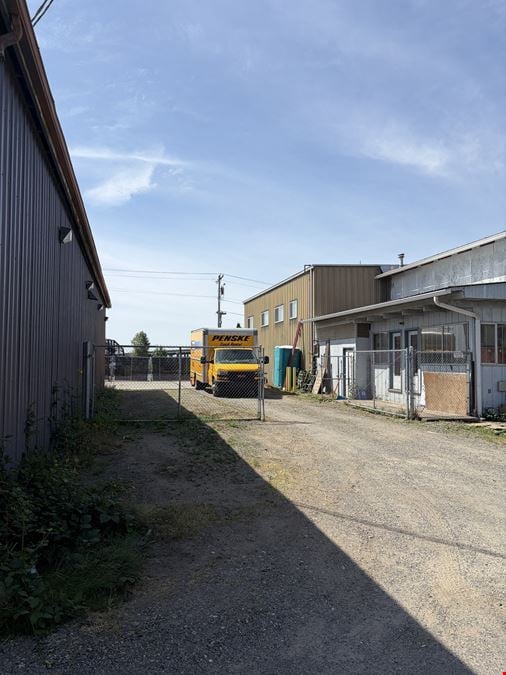 1217 1st St & 103 Cedar Ave