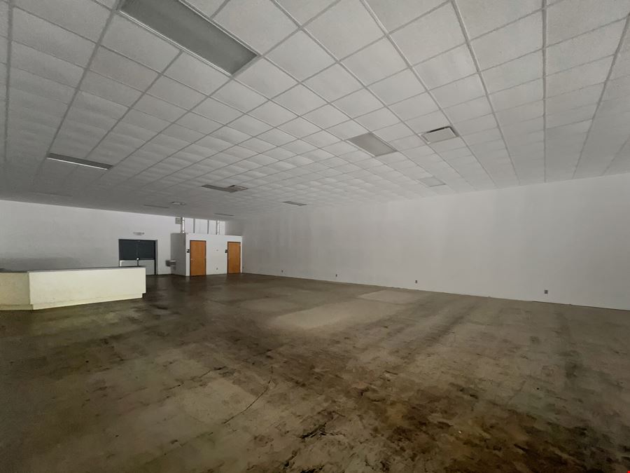 4628 University Blvd E, Suite E