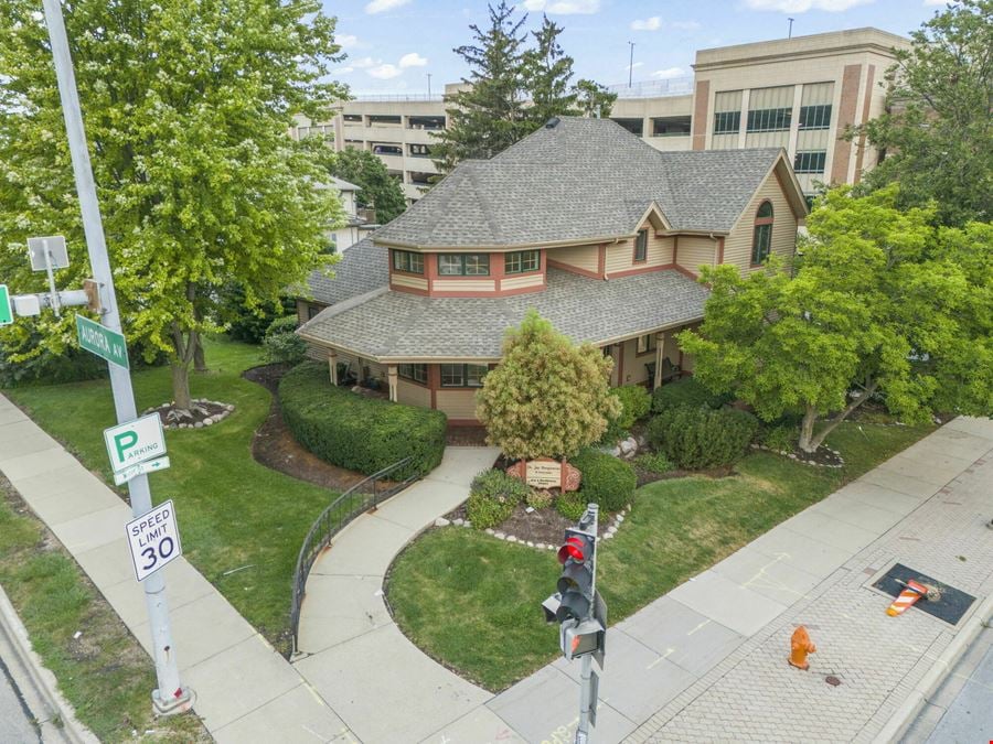 405 S Main St