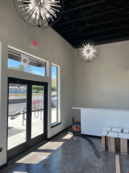 4330 W Van Giesen St Suite 106