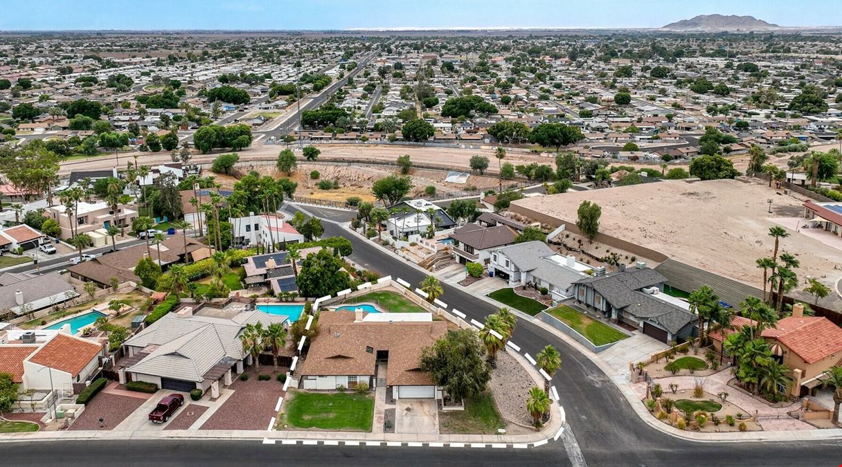4-Bedroom Corner-Lot Home in Vista Del Valle- 1930 S 14th Ave