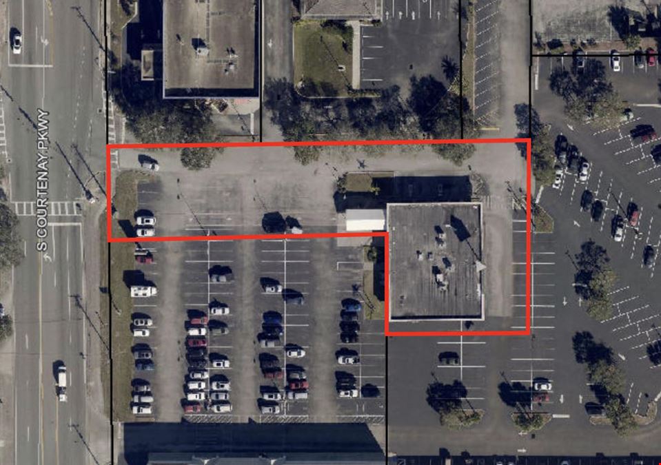 110 S Courtenay Pkwy