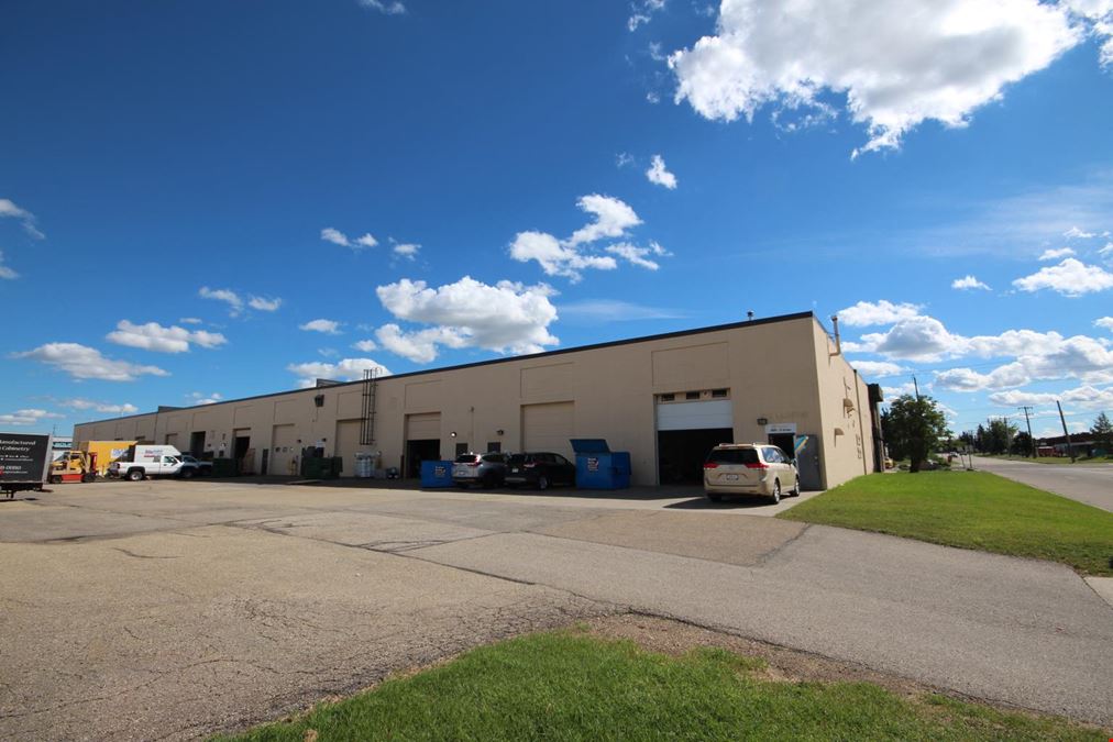 8818 - 8822 51 Ave