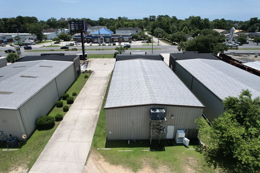 2152 S Highway 17