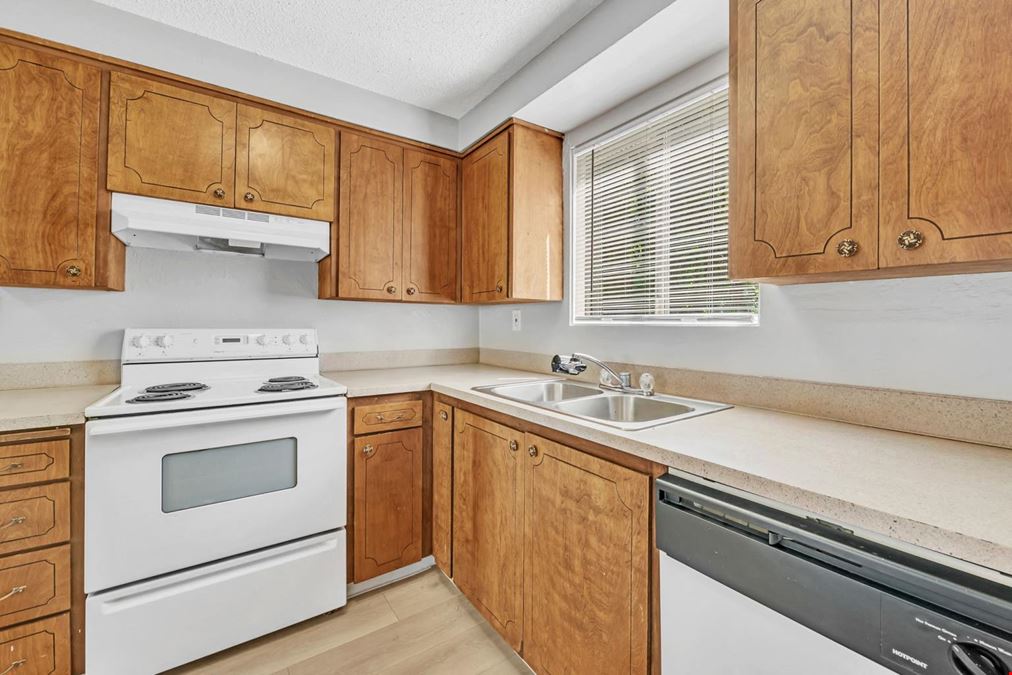 Villa Chateau Apartments