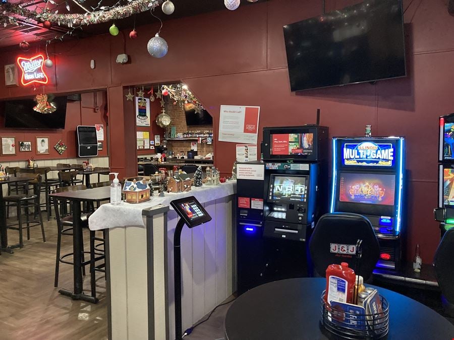 SPORTSMAN’S LOUNGE FOR SALE