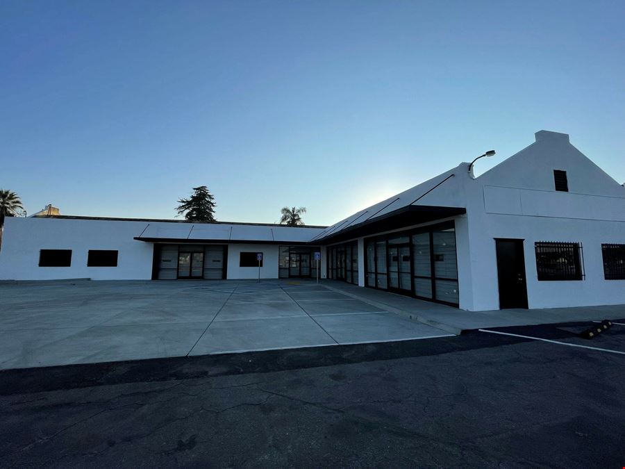 High Visibility Retail Building in Porterville, CA