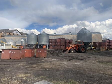 Preview of Industrial space for Sale at 164 W 1st N