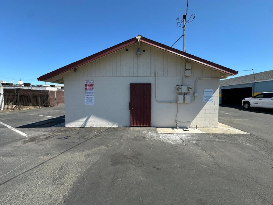 5026 Fruitridge Rd