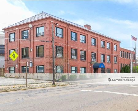Preview of Industrial space for Rent at 1001 East Broadway Street