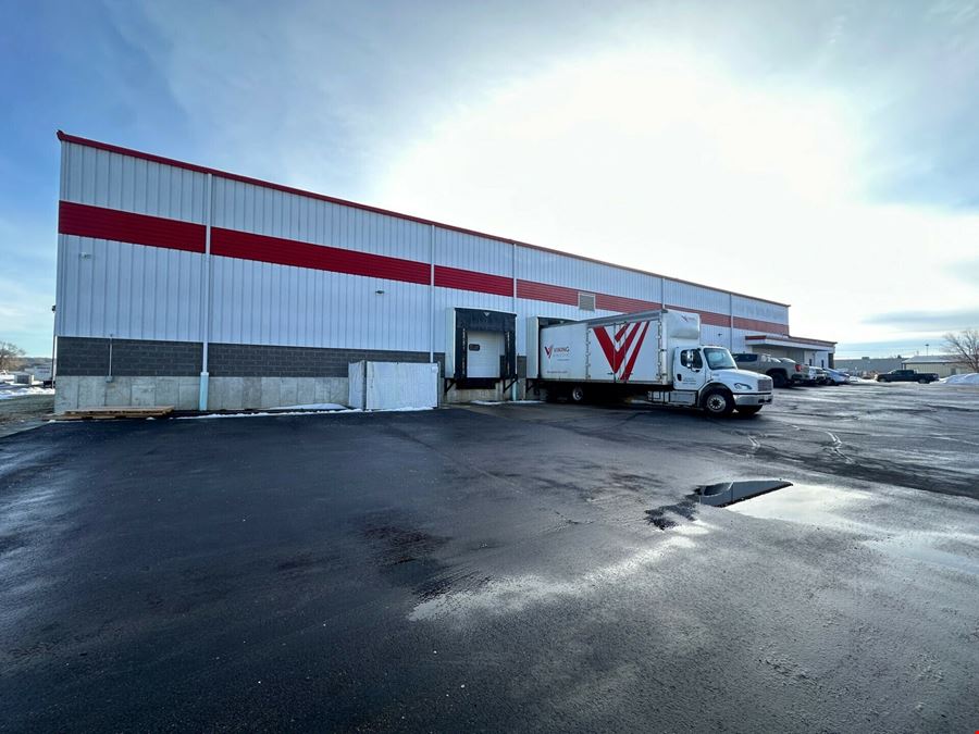 320 Lundin Blvd