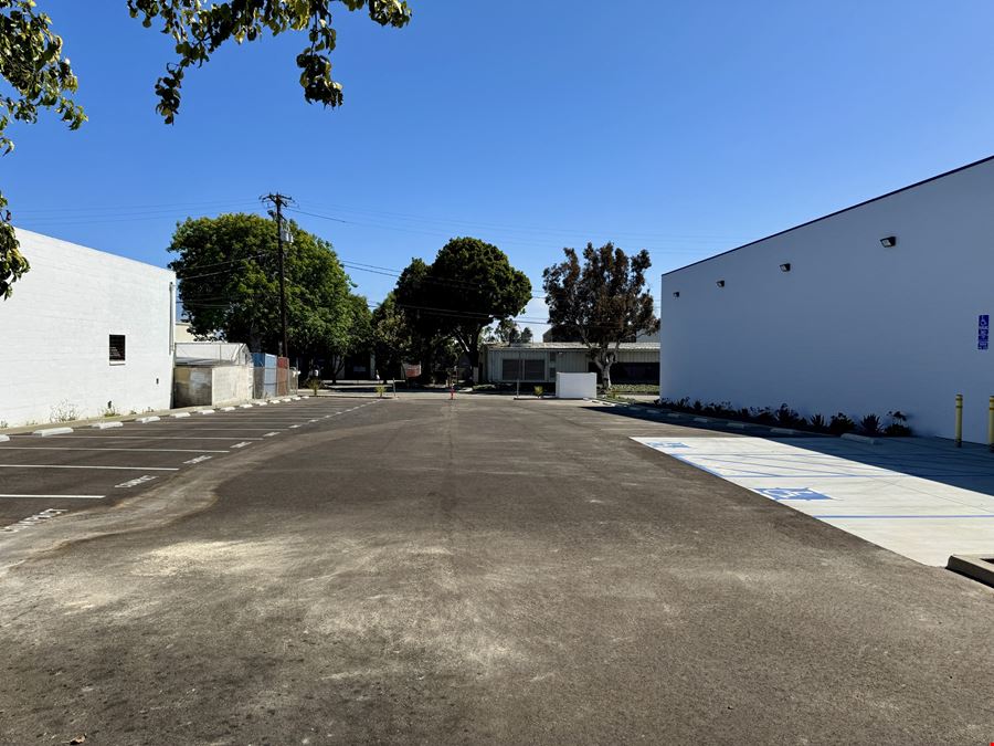 1350 E Thompson Blvd
