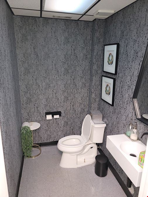 Own Your Own Office in Fayetteville!