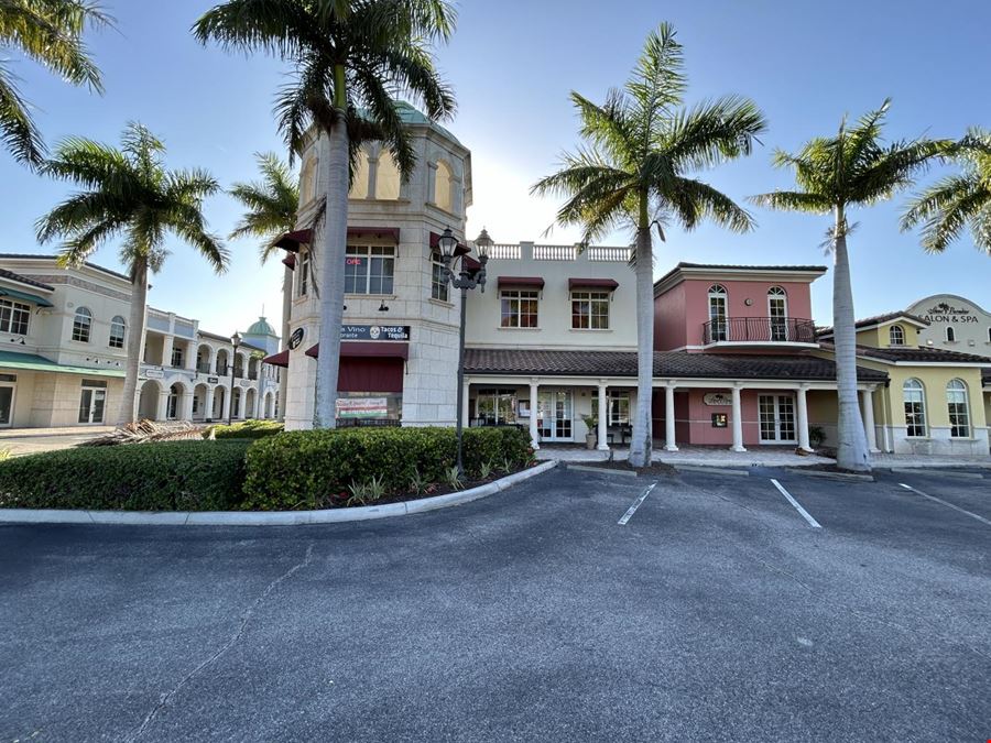 GREAT RESTAURANT LOCATION / FULLY EQUIPPED!