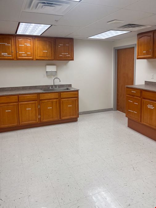3,000 SF | 3041 Avenue U | Built Out Medical Office for Lease