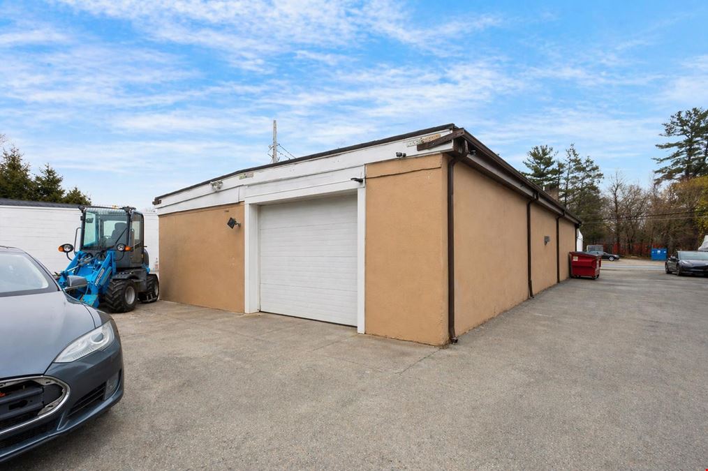105 Memorial Dr