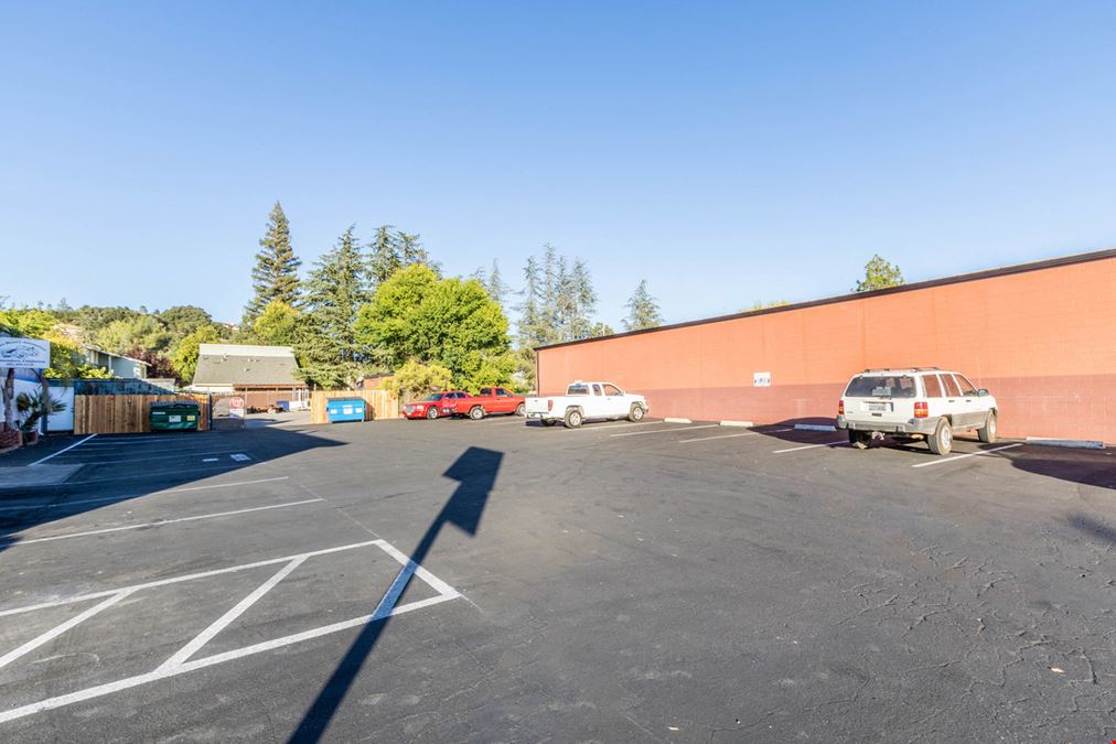 ±3,335 SF Automotive Building in Atascadero, CA