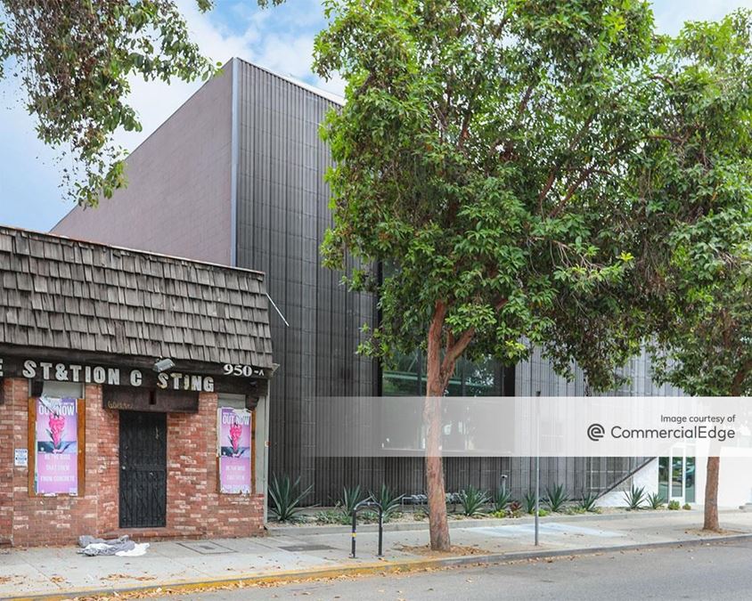 948 North Cahuenga Blvd