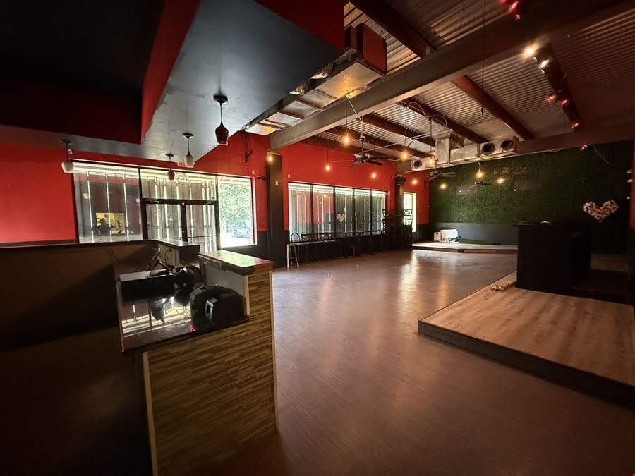 10150 Antoine Drive #100, Houston, 2nd Gen Restaurant Lease