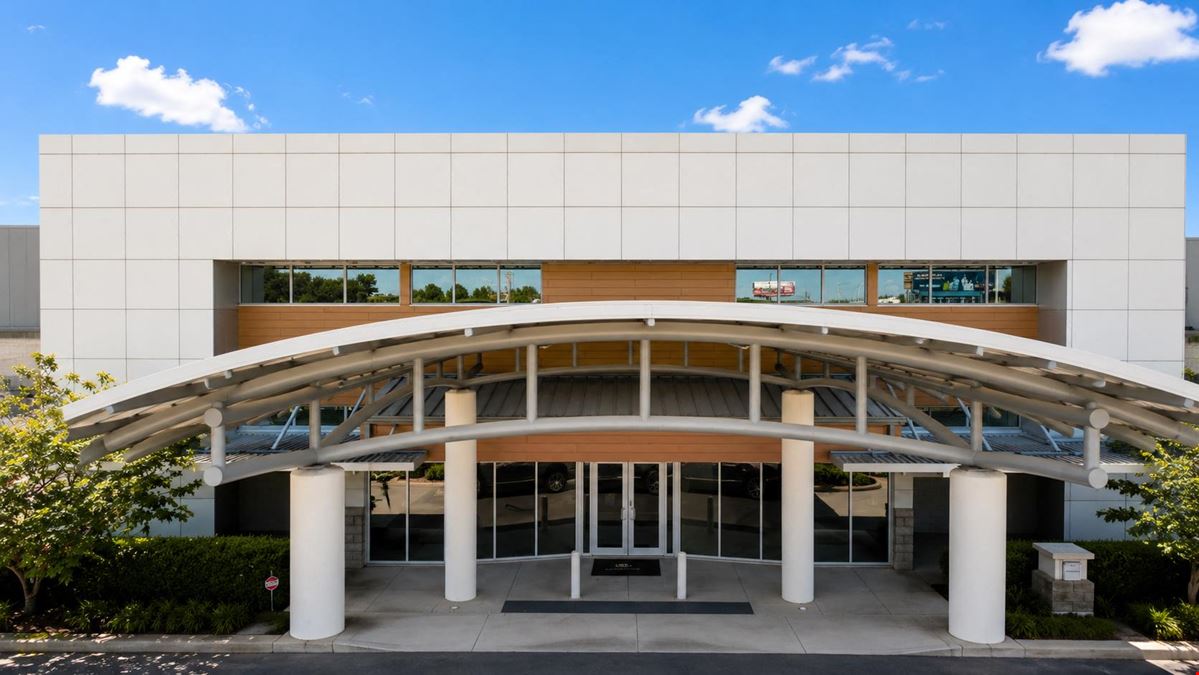 State-of-the-Art Industrial Office/Warehouse