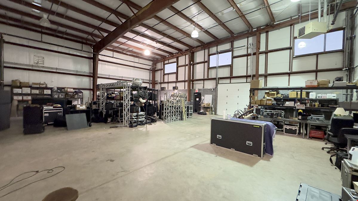 Warehouse with Office For Lease