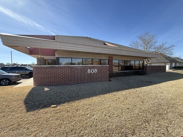 Preview of Office space for Rent at 808 24th Avenue NW