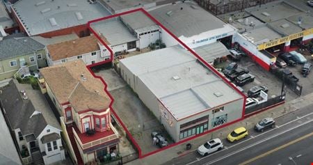 Preview of Industrial space for Sale at 920-928 East 12th Street