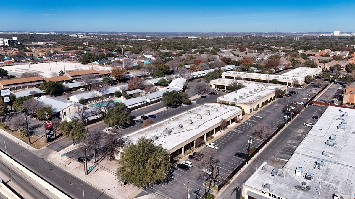2391 NE Loop 410