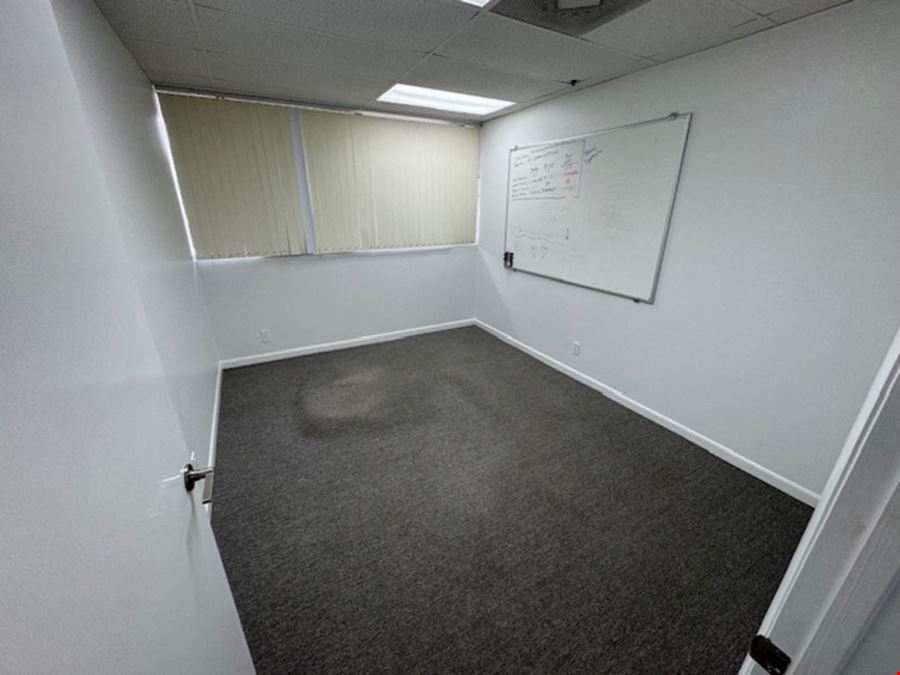 1697 SF Suite 207 Professional and Medical Office Space