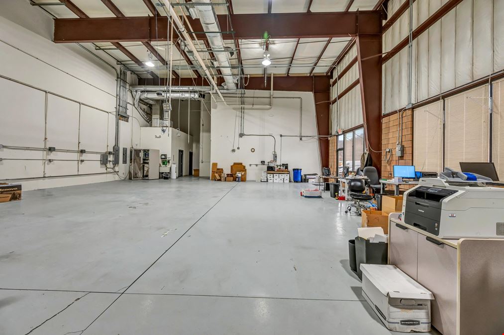 1087 Federal Rd Ste 5