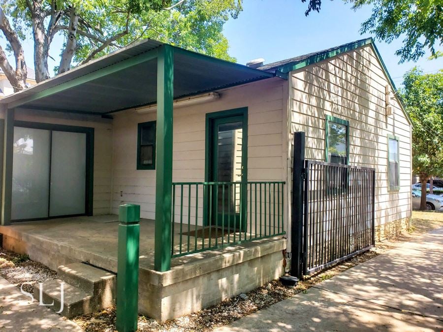Oak Lawn Office Building