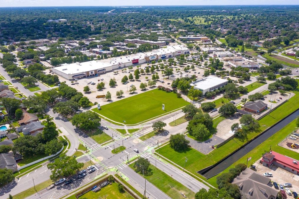 Algiers Plaza