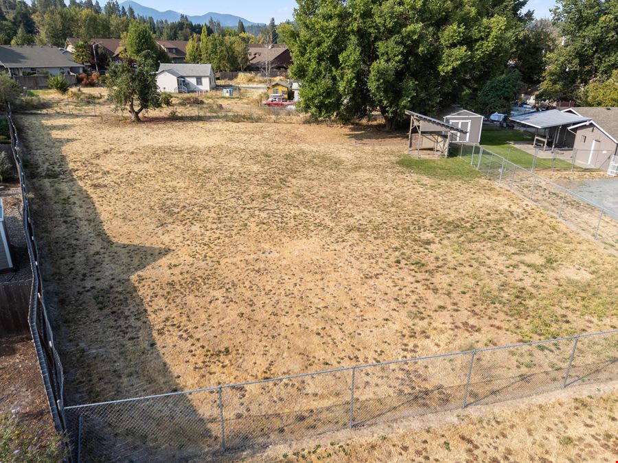 1777 Williams Hwy