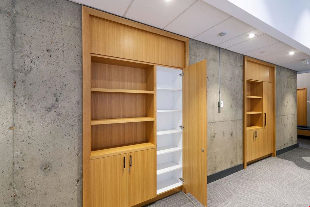 75 Huntley Street