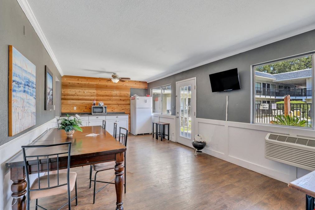 Fairbridge Inn Express 