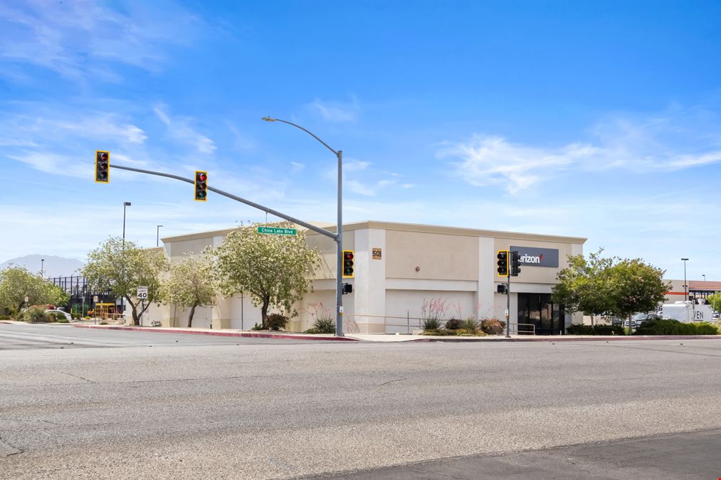 100% Leased, 4-Tenant NNN Retail - Outparcel to Home Depot