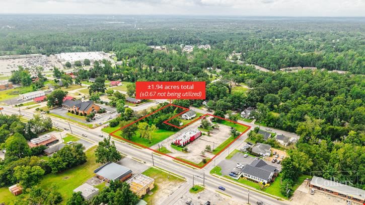 ±3,292-SF Restaurant Building with Drive-Thru on ±1.94 Acres