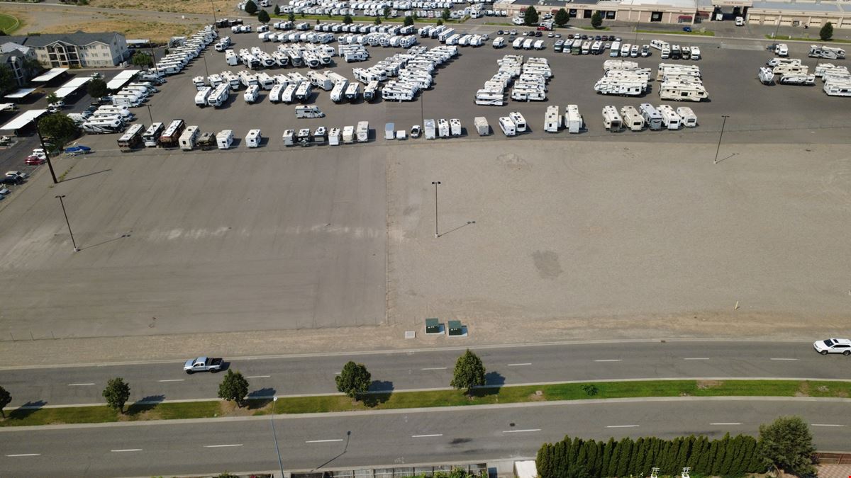 Chapel Hill Blvd Commercial Acreage
