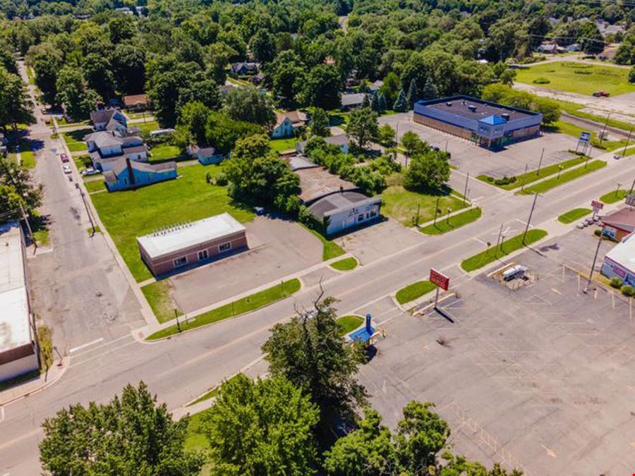 210 W Main St