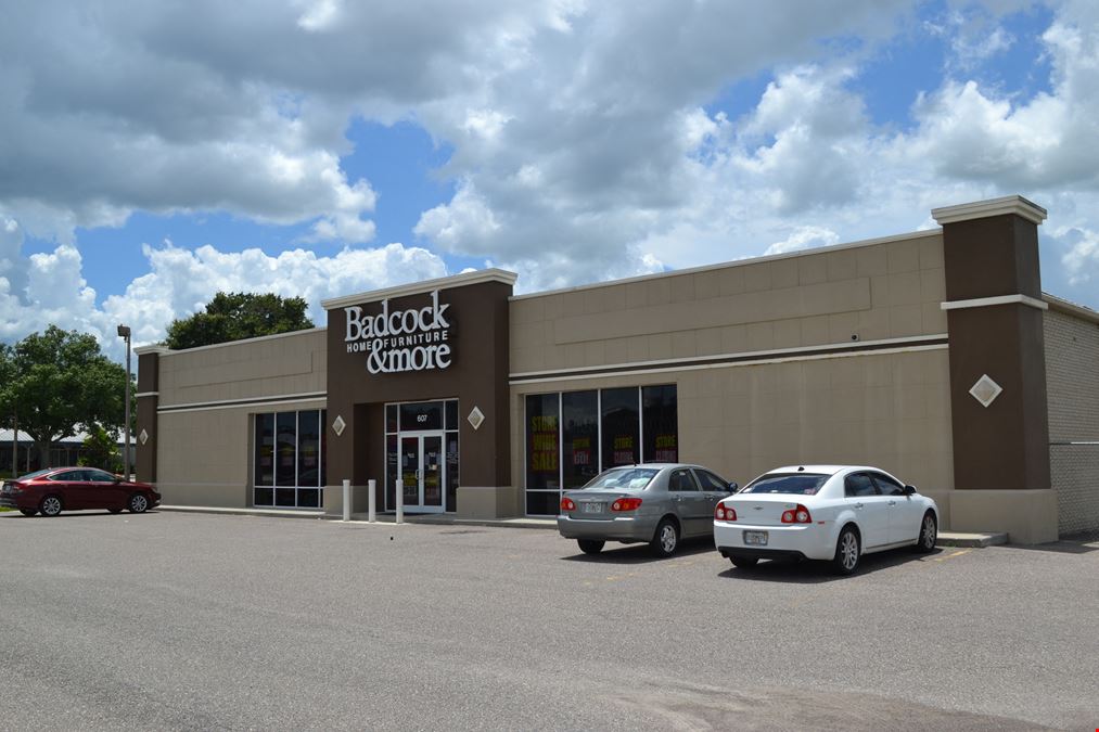 US 27 Retail Opportunity In Avon Park