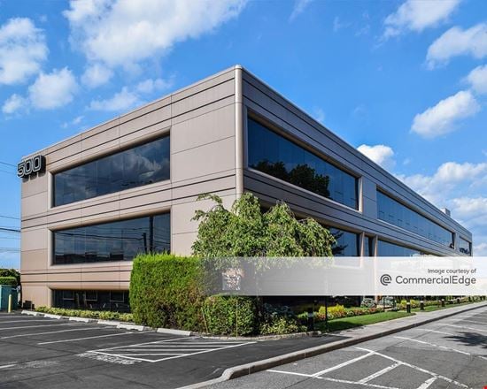Preview of Office space for Rent at 500 Old Country Road