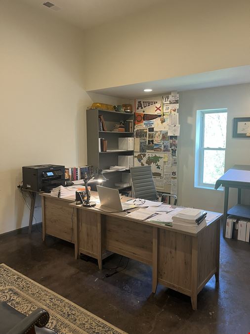 Office/Warehouse with Storage Yard