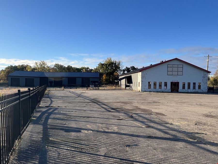 8285 Highland Road