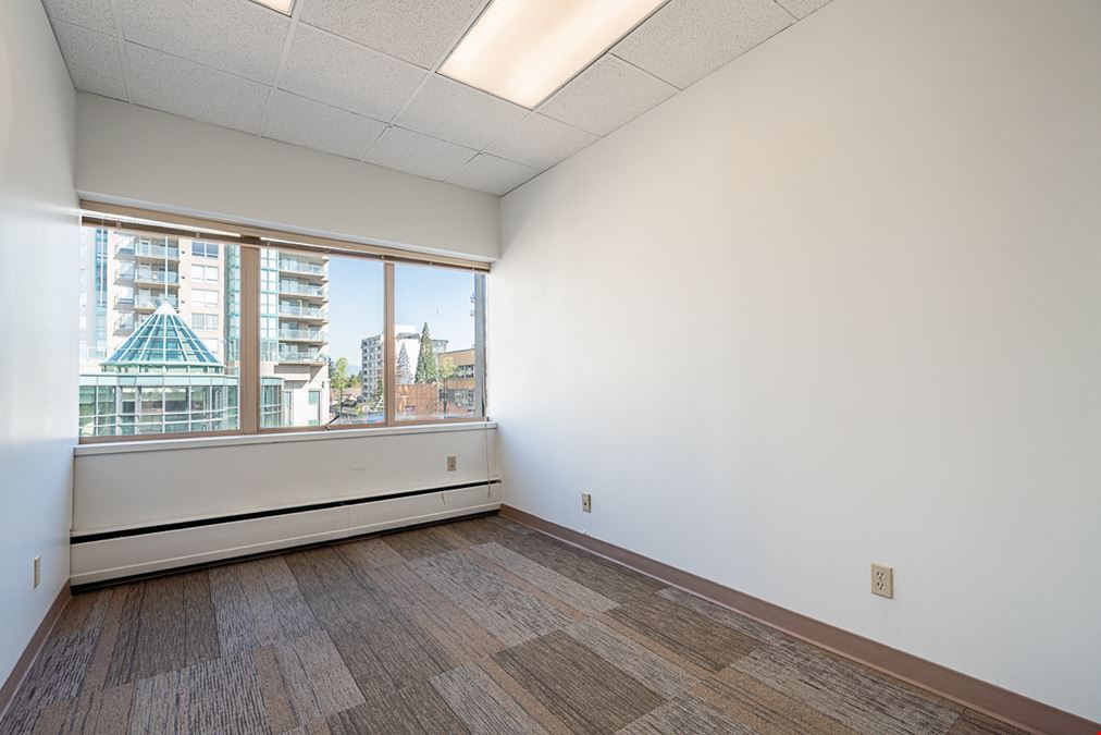 6th & 6th Professional Building